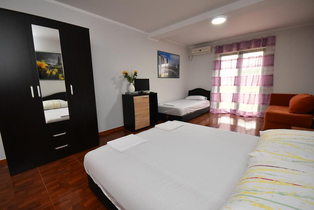 Apartmani Bozinovic Herceg Novi Bagian luar foto