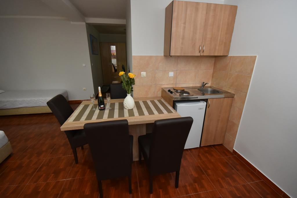 Apartmani Bozinovic Herceg Novi Bagian luar foto